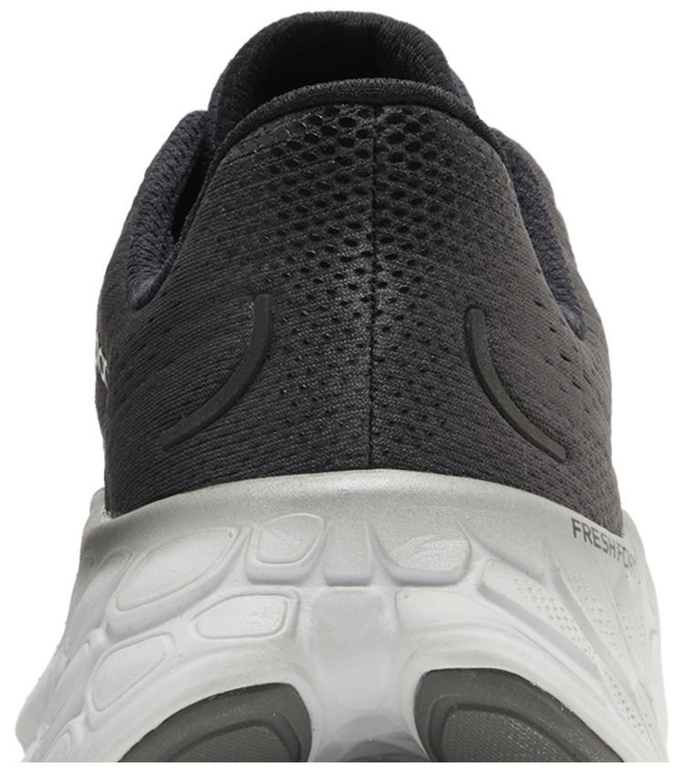 New Balance Fresh Foam X More v4 2E Wide Black Phantom