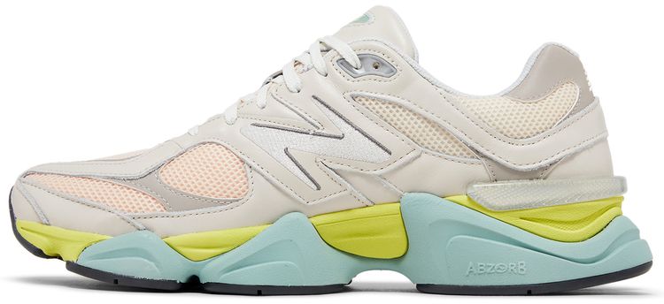 New Balance 9060 Moonbeam Vintage Rose