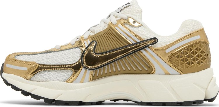 Wmns Air Zoom Vomero 5 Metallic Gold