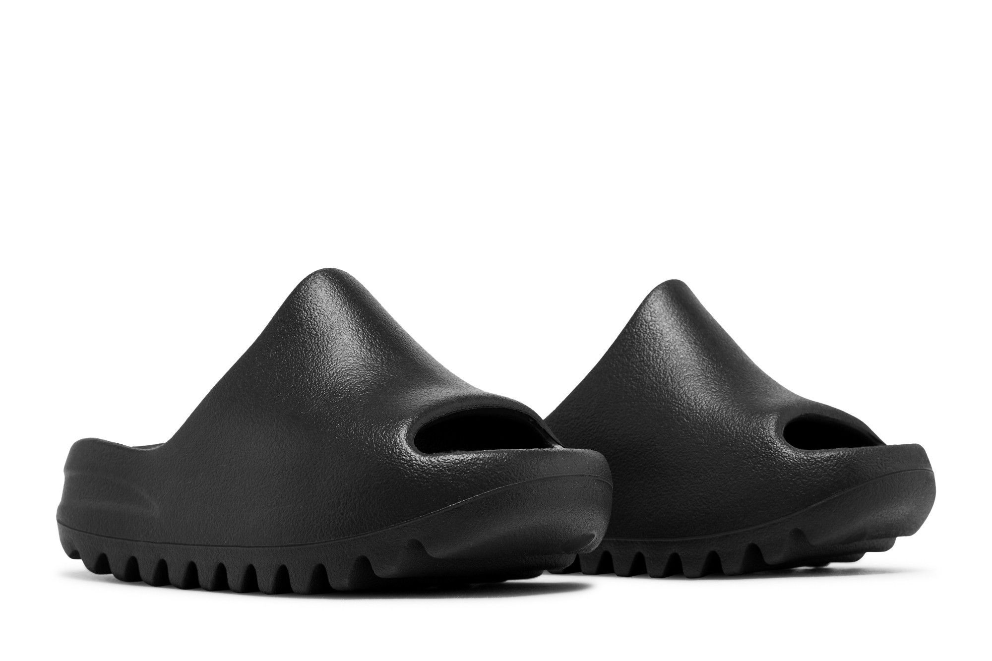 Buy Yeezy Slides Kids 'Dark Onyx' - ID5104 | GOAT