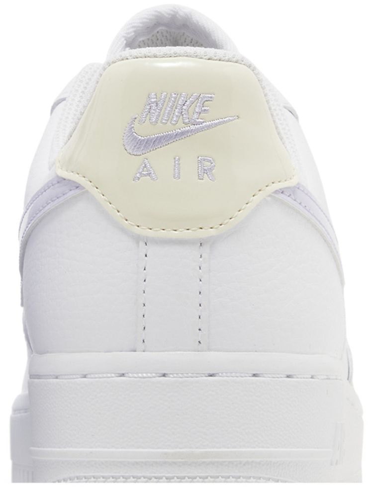 Nike Wmns Air Force 1 07 Coconut Milk Oxygen Purple