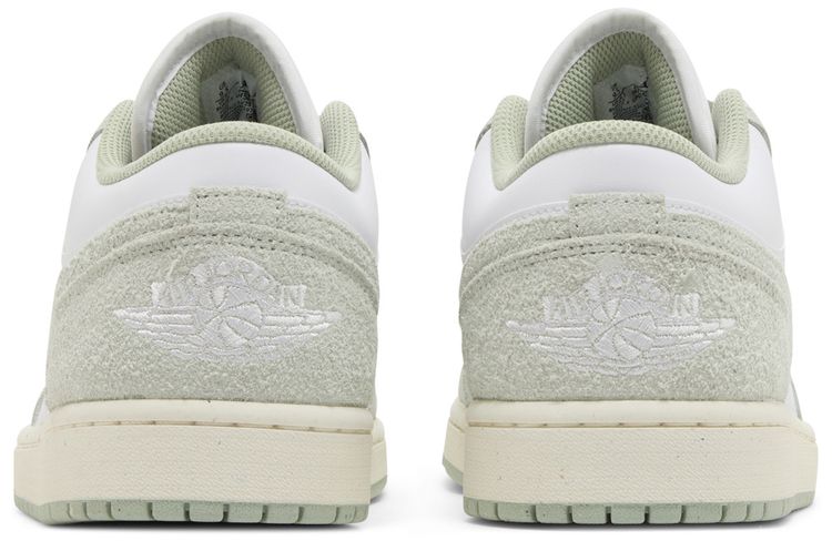 Air Jordan 1 Low SE Seafoam