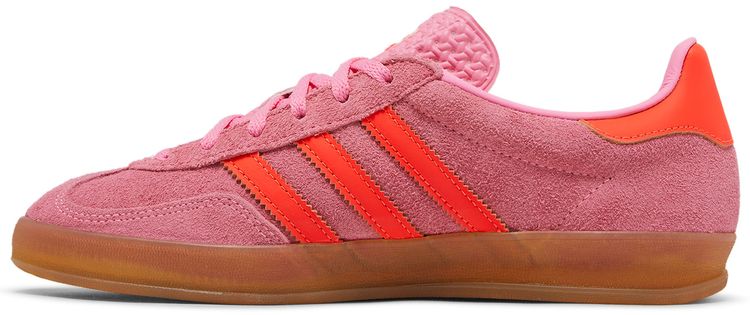 Wmns Gazelle Indoor Beam Pink Solar Red