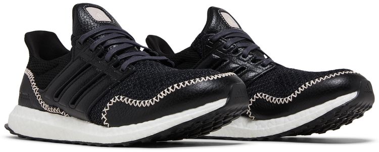 Adidas UltraBoost 10 Black Wonder Quartz