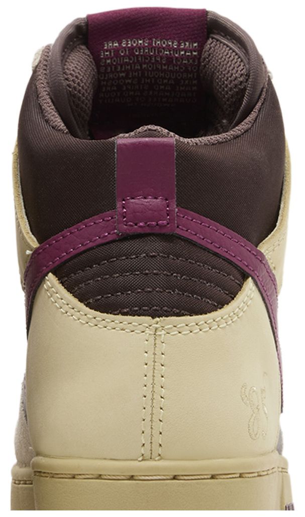 Nike Wmns Dunk High 1985 Valentines Day