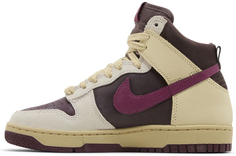 Nike Wmns Dunk High 1985 Valentines Day