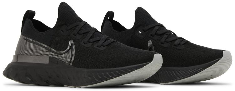 Nike React Infinity Run Flyknit Black Metallic Silver
