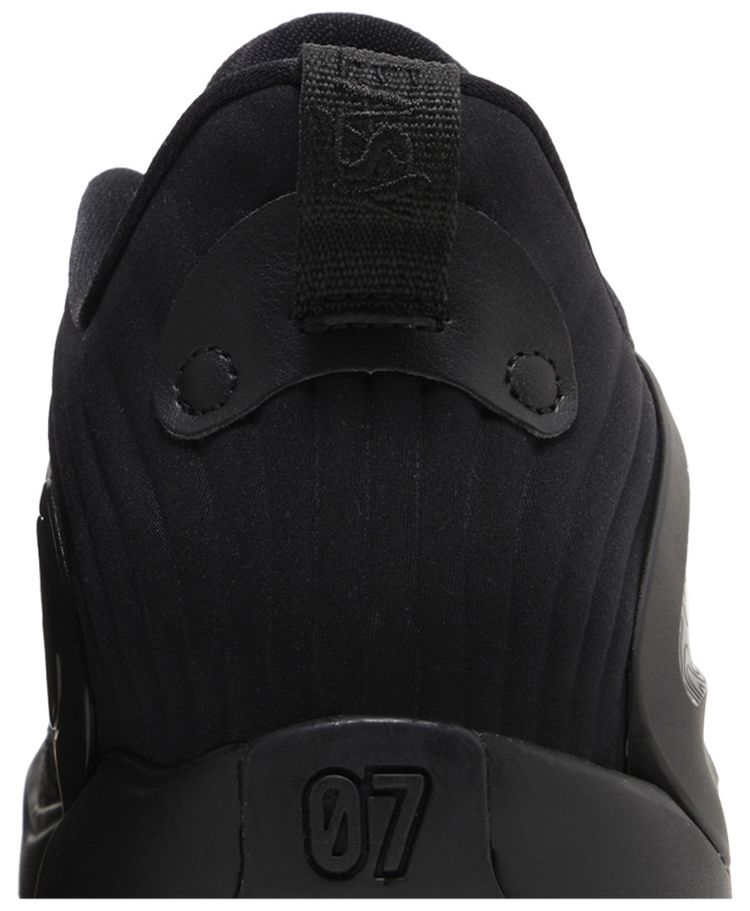 KD 15 TB Triple Black