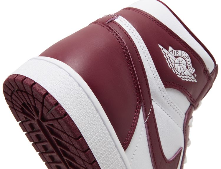 Air Jordan 1 Retro High OG Artisanal Red