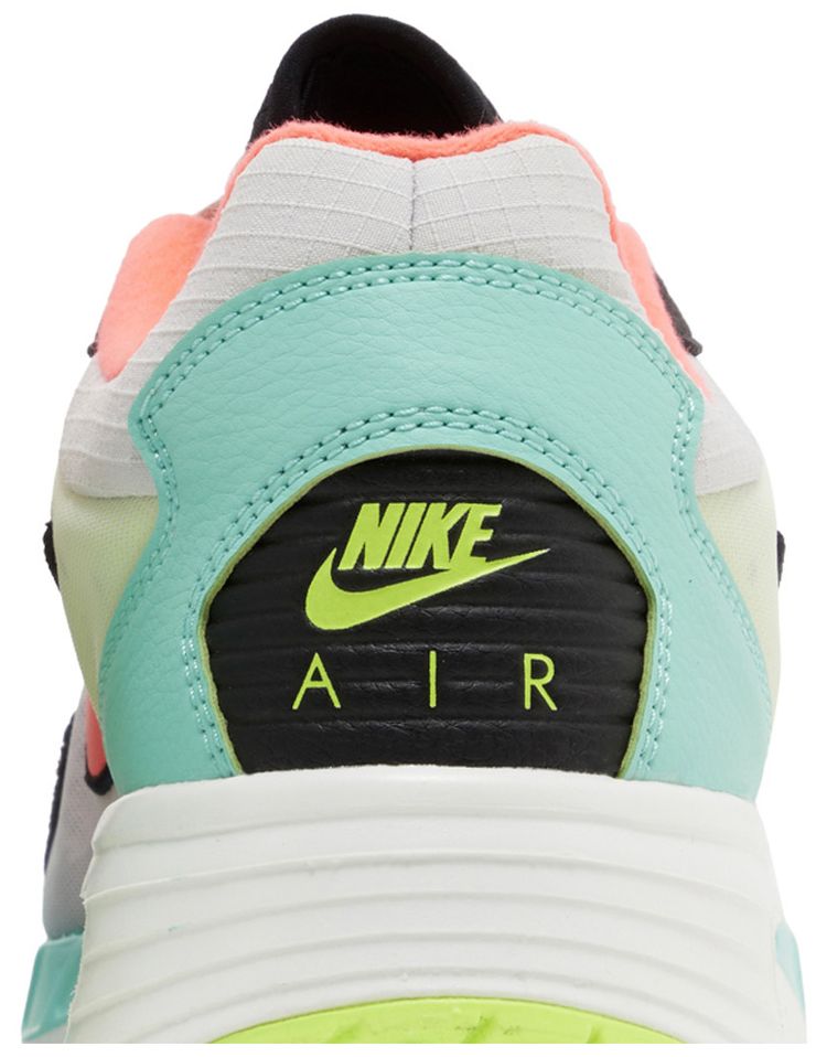 Nike Air Max Solo Hot Punch