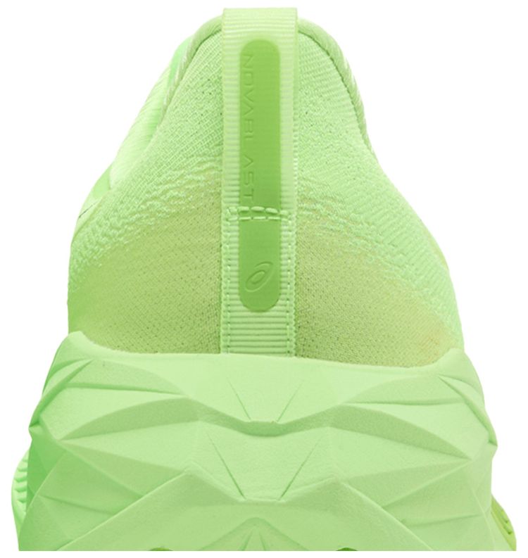 Asics Novablast 4 Wide Illuminate Green