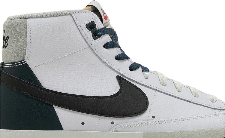 Blazer Mid 77 Premium Remix