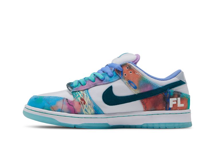 Buy Futura Laboratories x Dunk Low SB 
