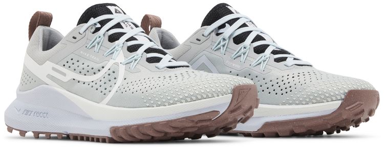 Wmns React Pegasus Trail 4 Light Smoke Smokey Mauve