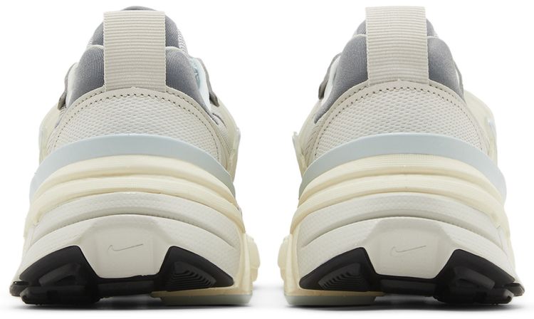 Nike Wmns V2K Run Light Bone Iron Ore