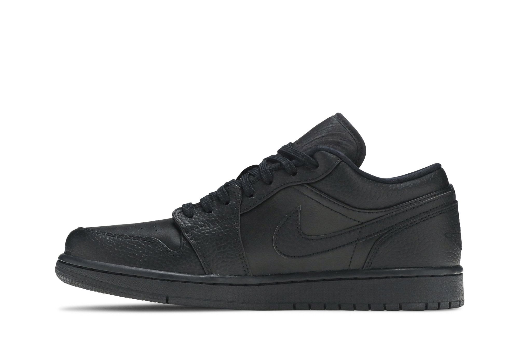 Jordan 1 low triple black cheap