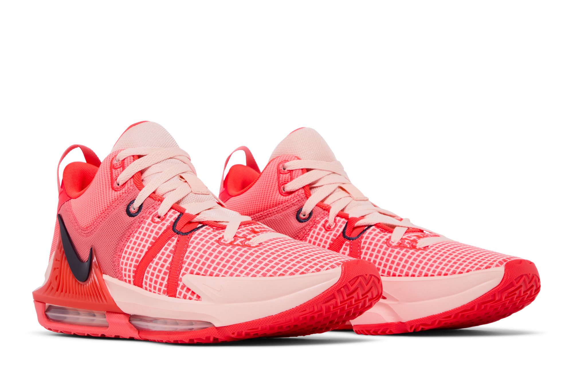 lebron pink shoes
