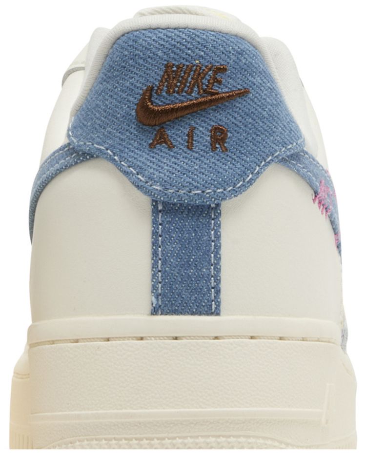 Nike Wmns Air Force 1 Low 07 LX Denim Boucle
