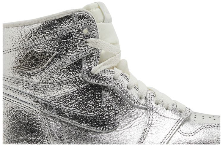 Wmns Air Jordan 1 Retro High OG Chrome