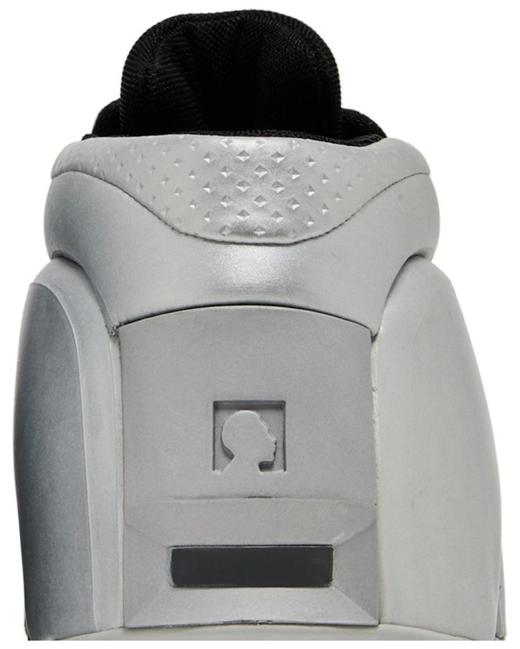 Kobe Two Metallic Silver 2001