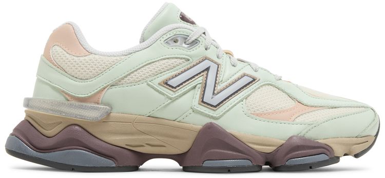 New Balance 9060 Clay Ash