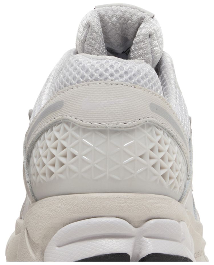 Nike Wmns Air Zoom Vomero 5 White Vast Grey