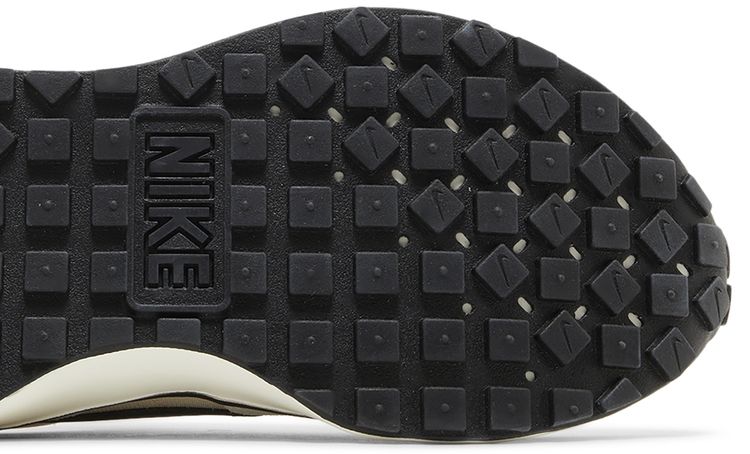 Nike Wmns Phoenix Waffle Summit White Black