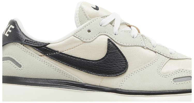 Nike Wmns Phoenix Waffle Summit White Black