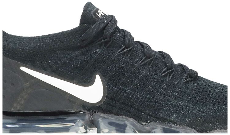 Nike Wmns Air VaporMax Flyknit 2 Black White
