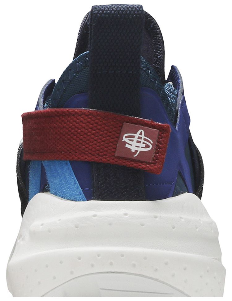 Nike Huarache Type Mystic Navy