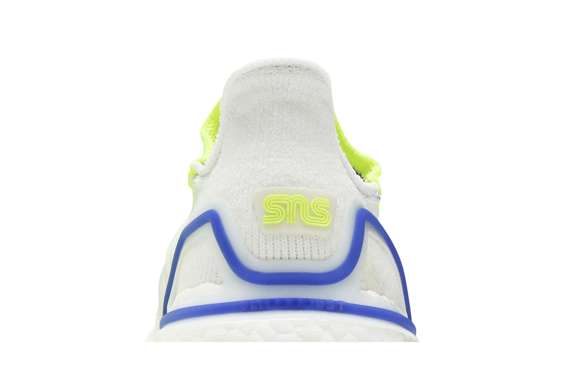 Sneakersnstuff delivery store
