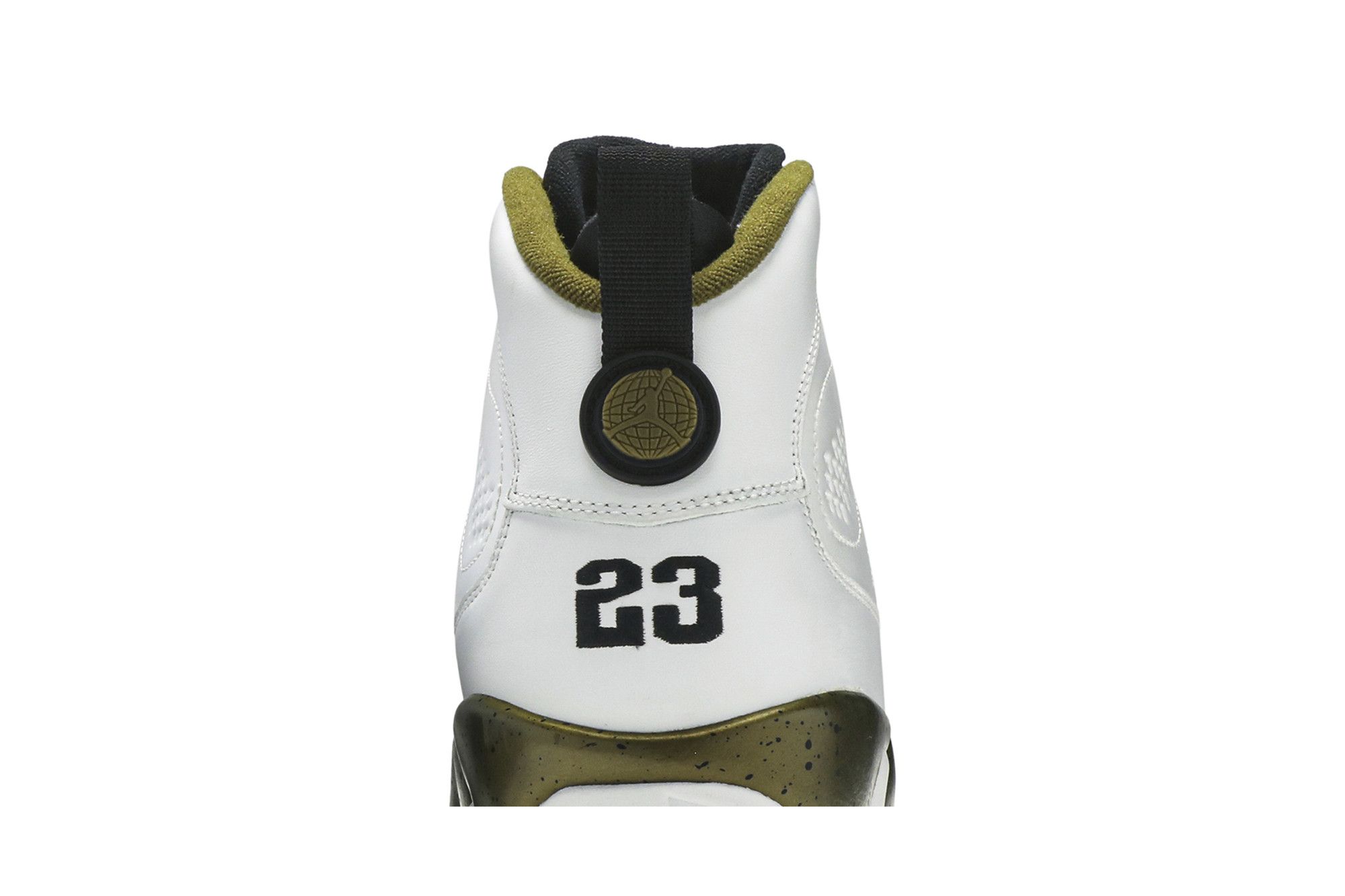 Size 10.0 Air Jordan 9 Retro Statue