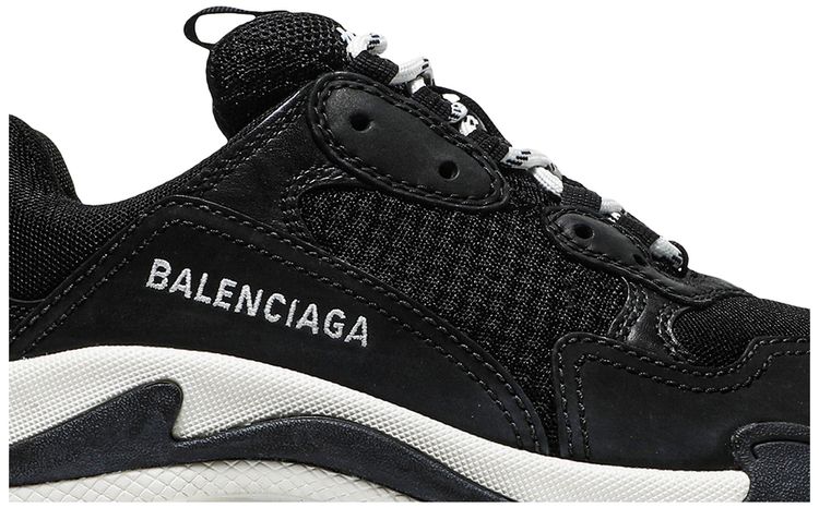 Balenciaga Wmns Triple S Sneaker Black Red