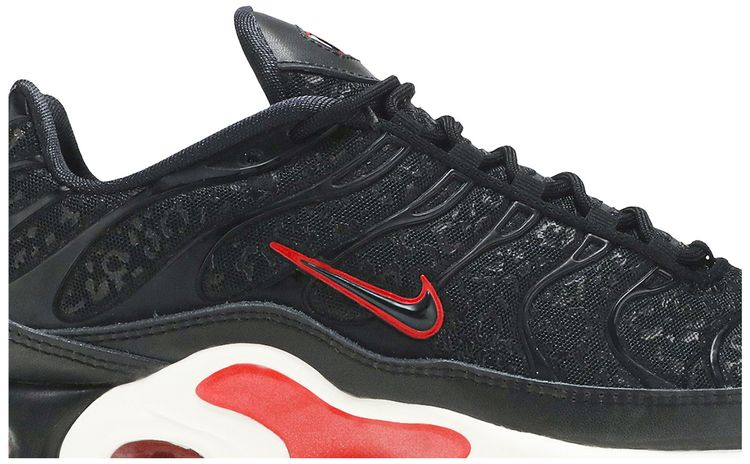 Nike Wmns Air Max Plus TN Black Red