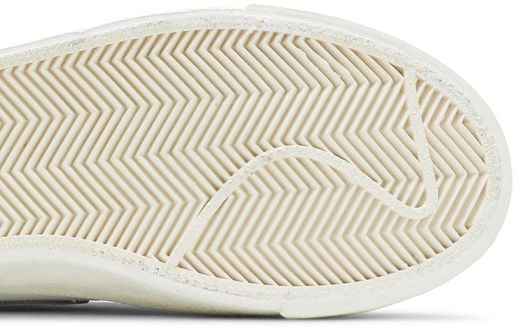 Nike Wmns Blazer 77 Vintage Mid Light Bone