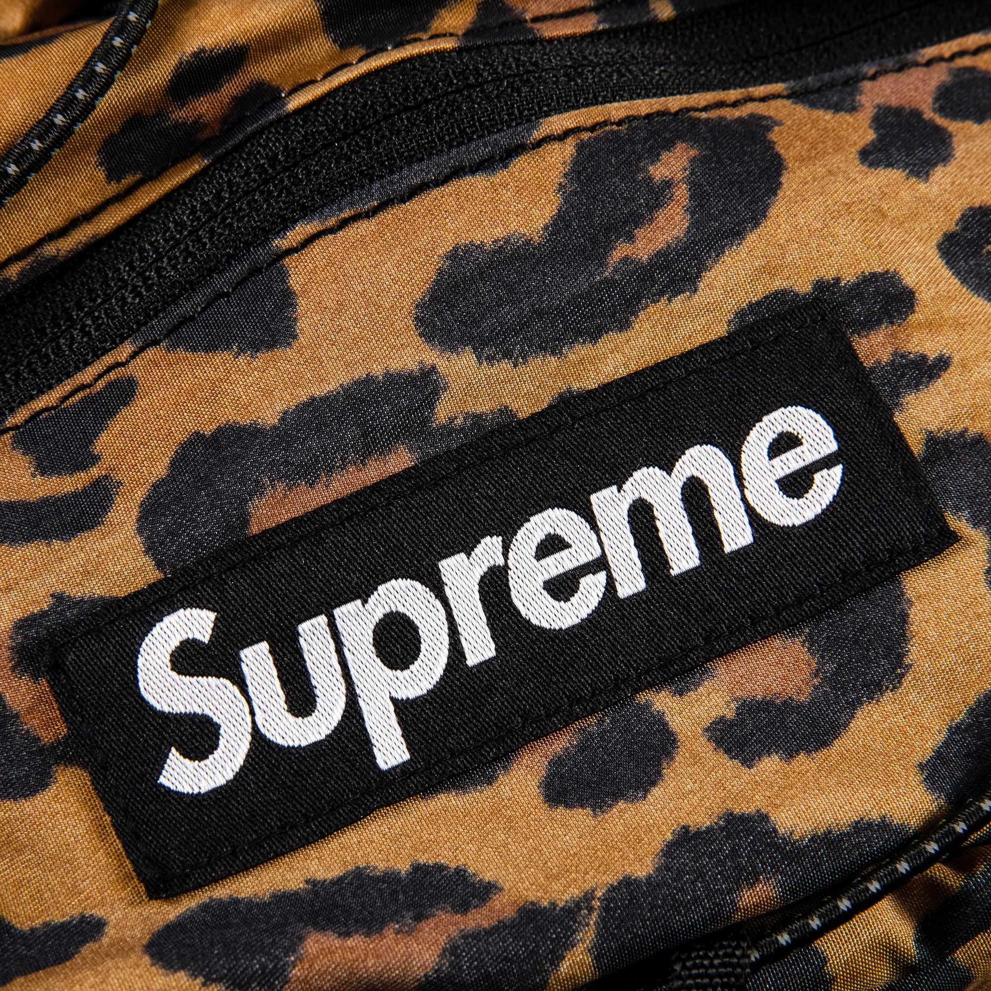 Supreme Waist Bag Leopard