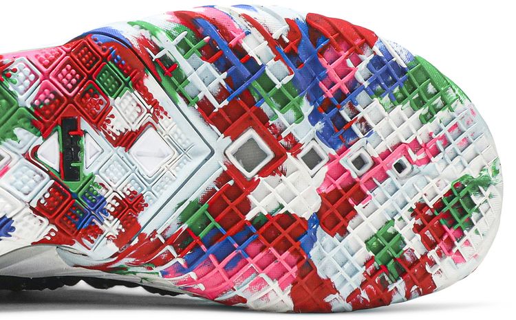 Nike LeBron 18 James Gang