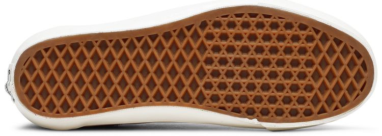 Notre x Vans Vault OG Old Skool LX Red