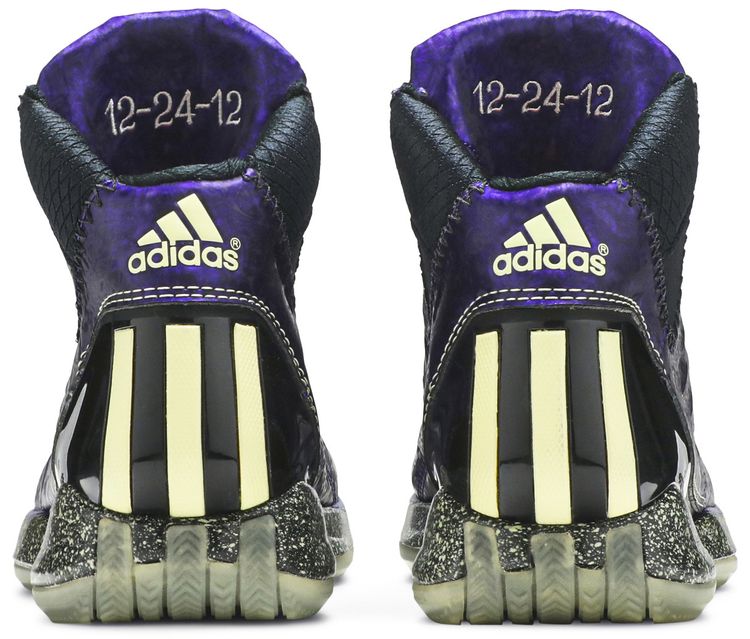 Adidas D Rose 3 Night Before Christmas