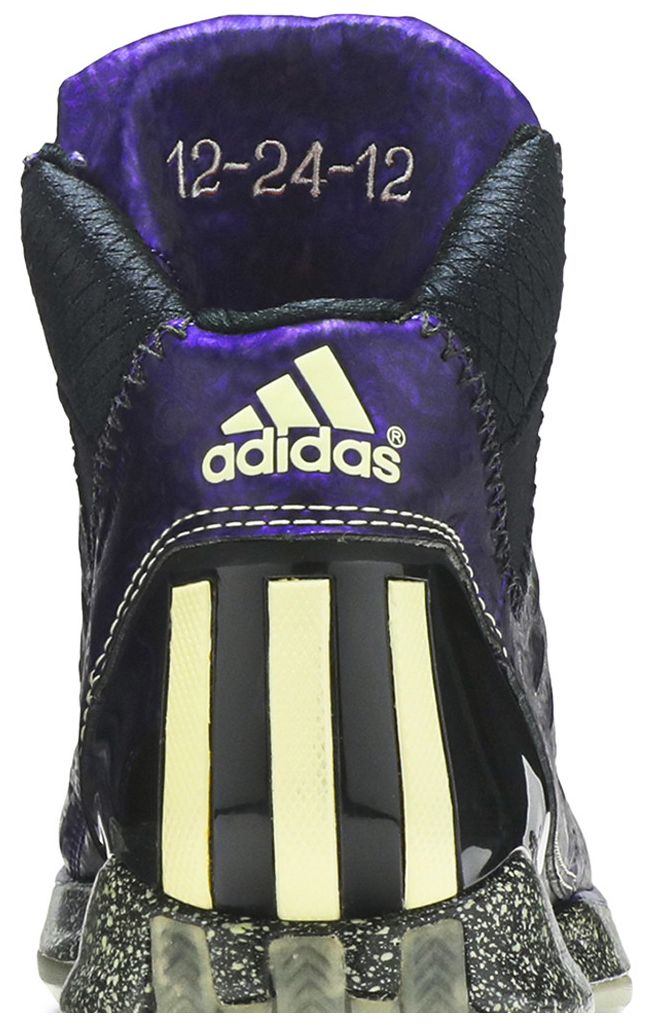 Adidas D Rose 3 Night Before Christmas