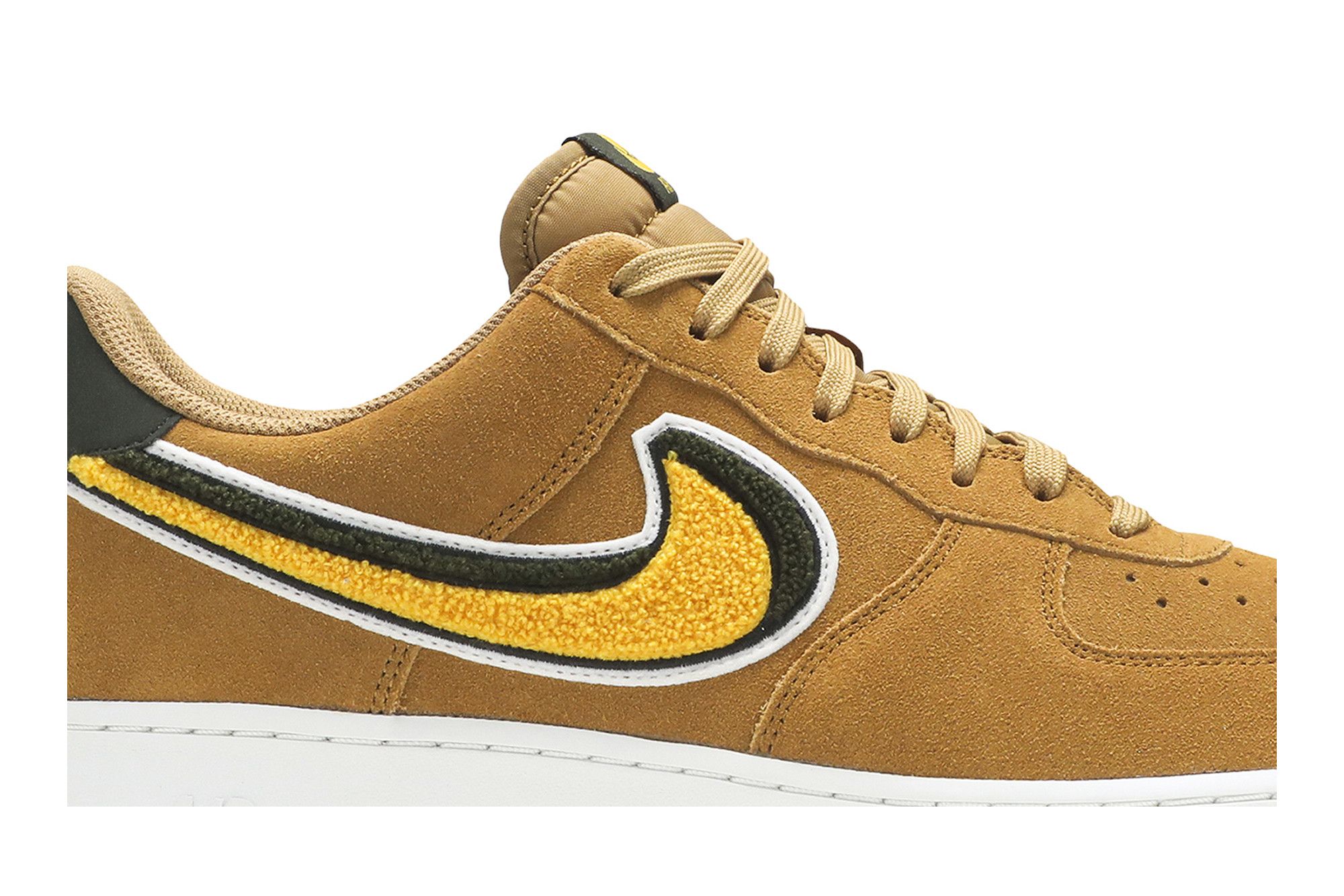 Nike air force 1 07 lv8 muted bronze store