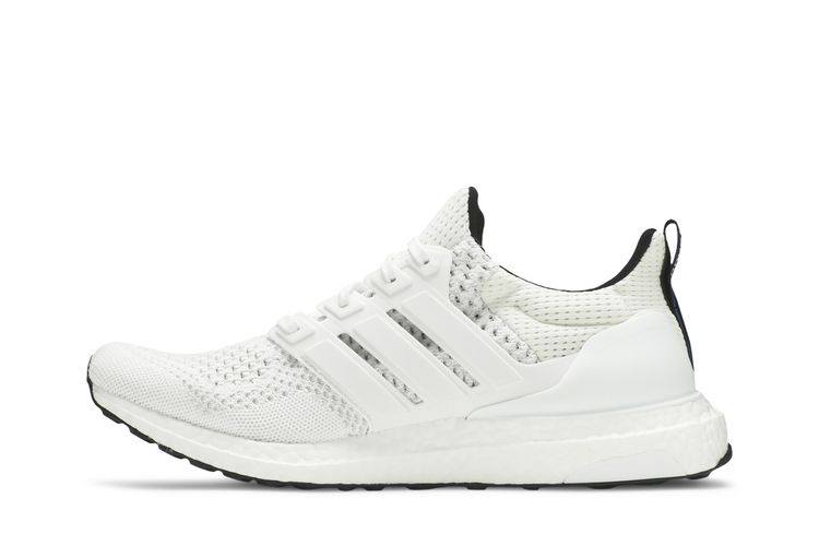 adidas gazelle silver green womens ADID-GX5459) Adidas Ultraboost 22 Running Shoe [white/white/black]