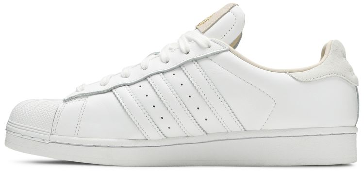 Adidas Superstar Home of Classics