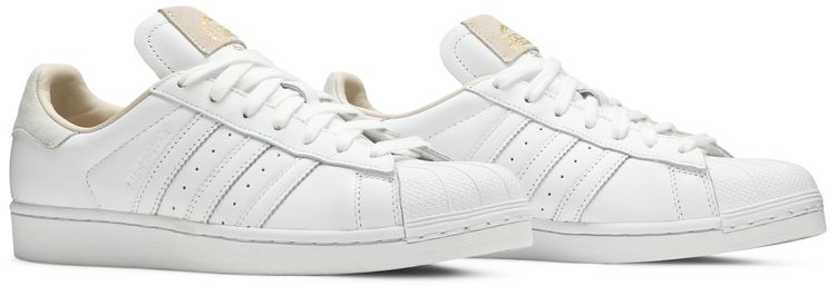 Adidas Superstar Home of Classics