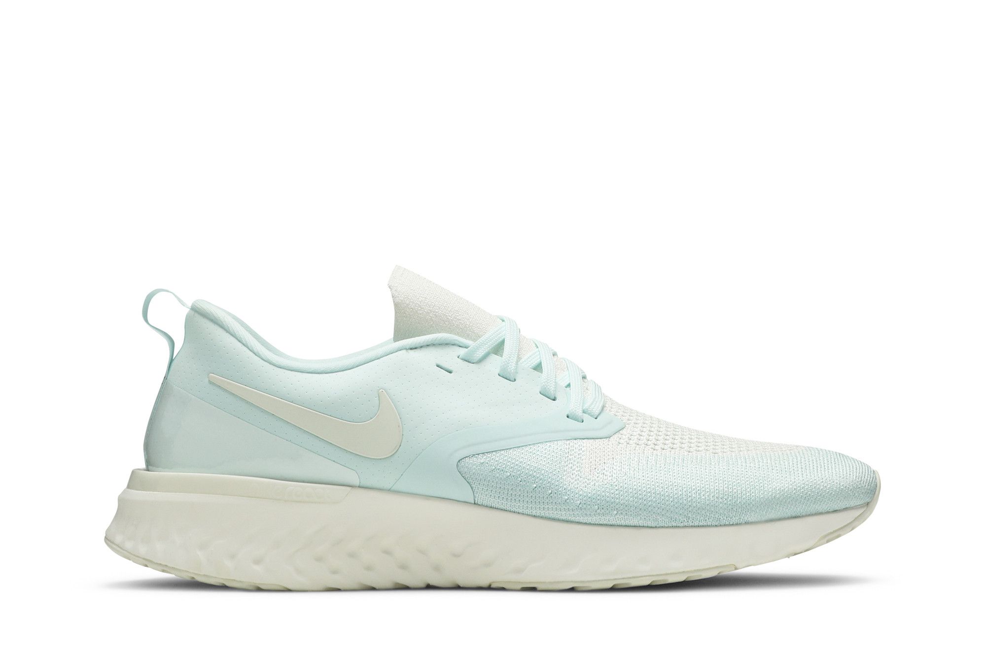 Nike odyssey react flyknit 2 colors best sale