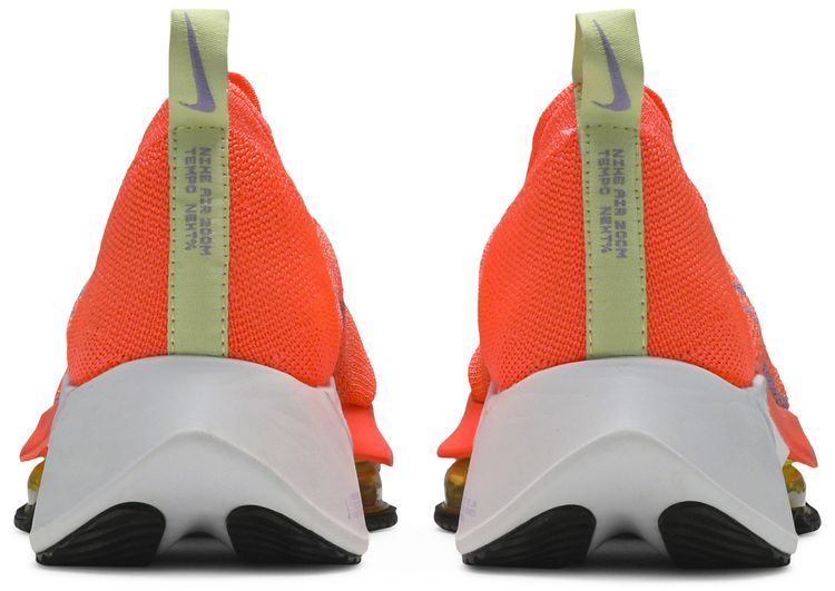 Nike Wmns Air Zoom Tempo NEXT Flyknit Bright Mango
