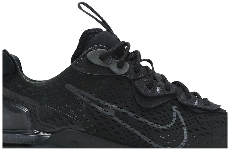 React Vision Triple Black