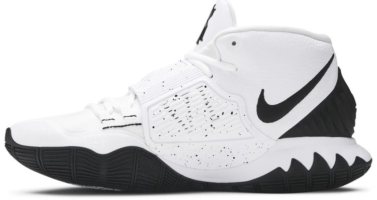 Nike Kyrie 6 Oreo