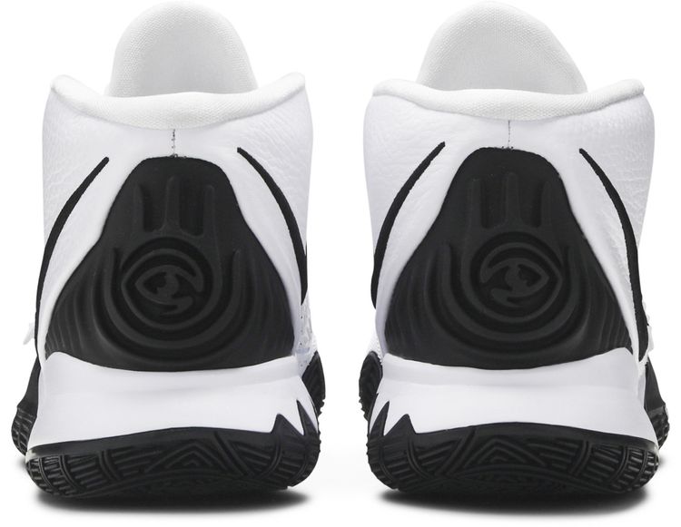 Nike Kyrie 6 Oreo