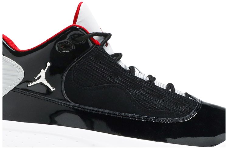 Air Jordan Max Aura 2 Black Cement